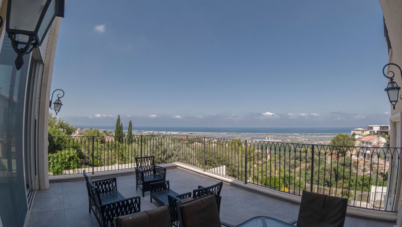 The Cliff Estate